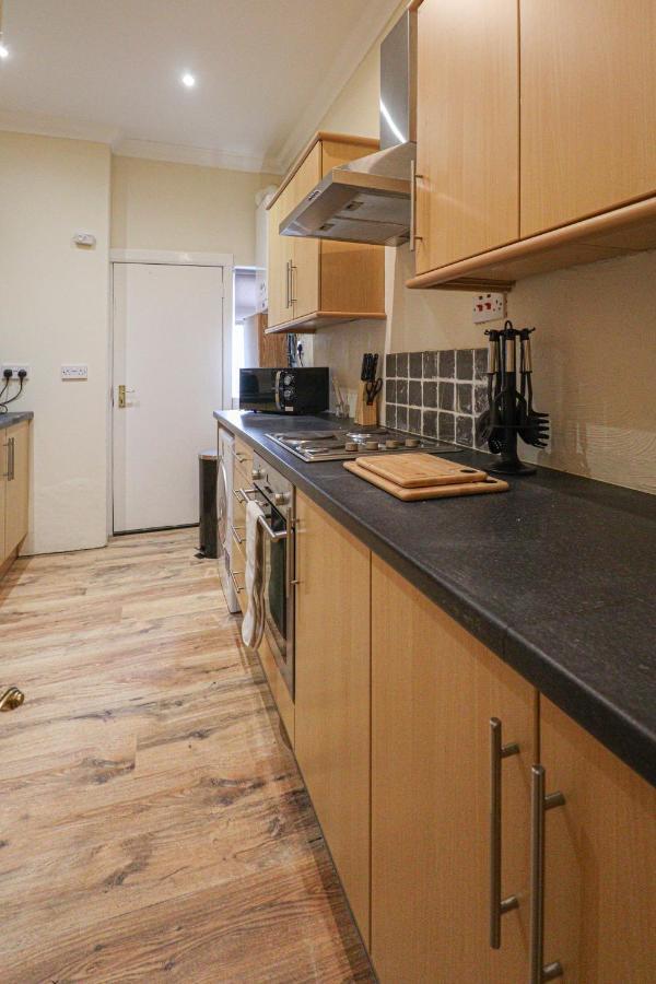 Cosy Ardrossan Apartment Kültér fotó